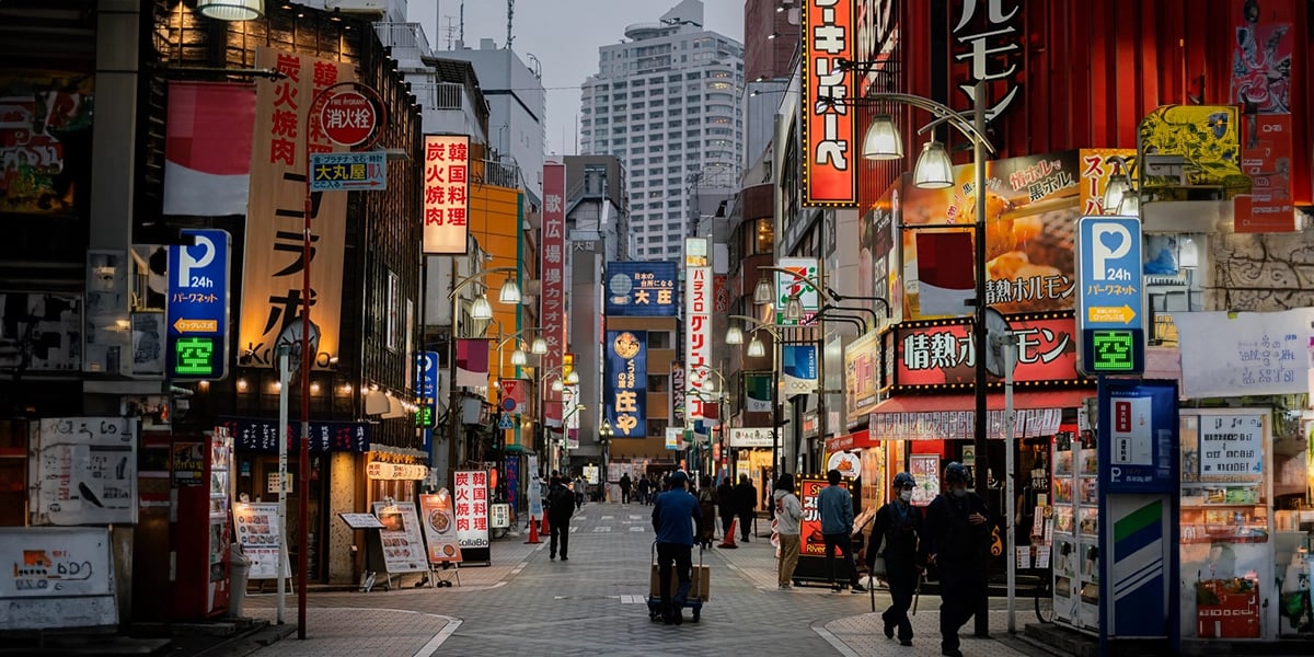 people-walking-street-japan-night-1